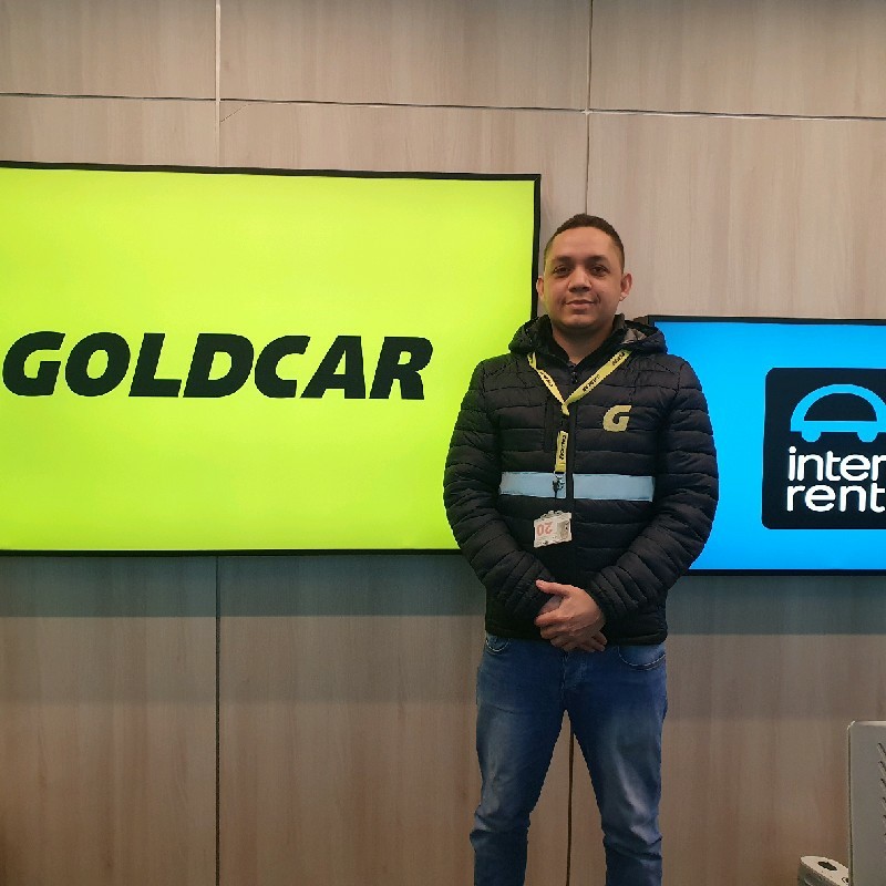 goldcar contactos