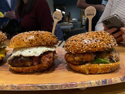 gordon ramsay burger vancouver reviews