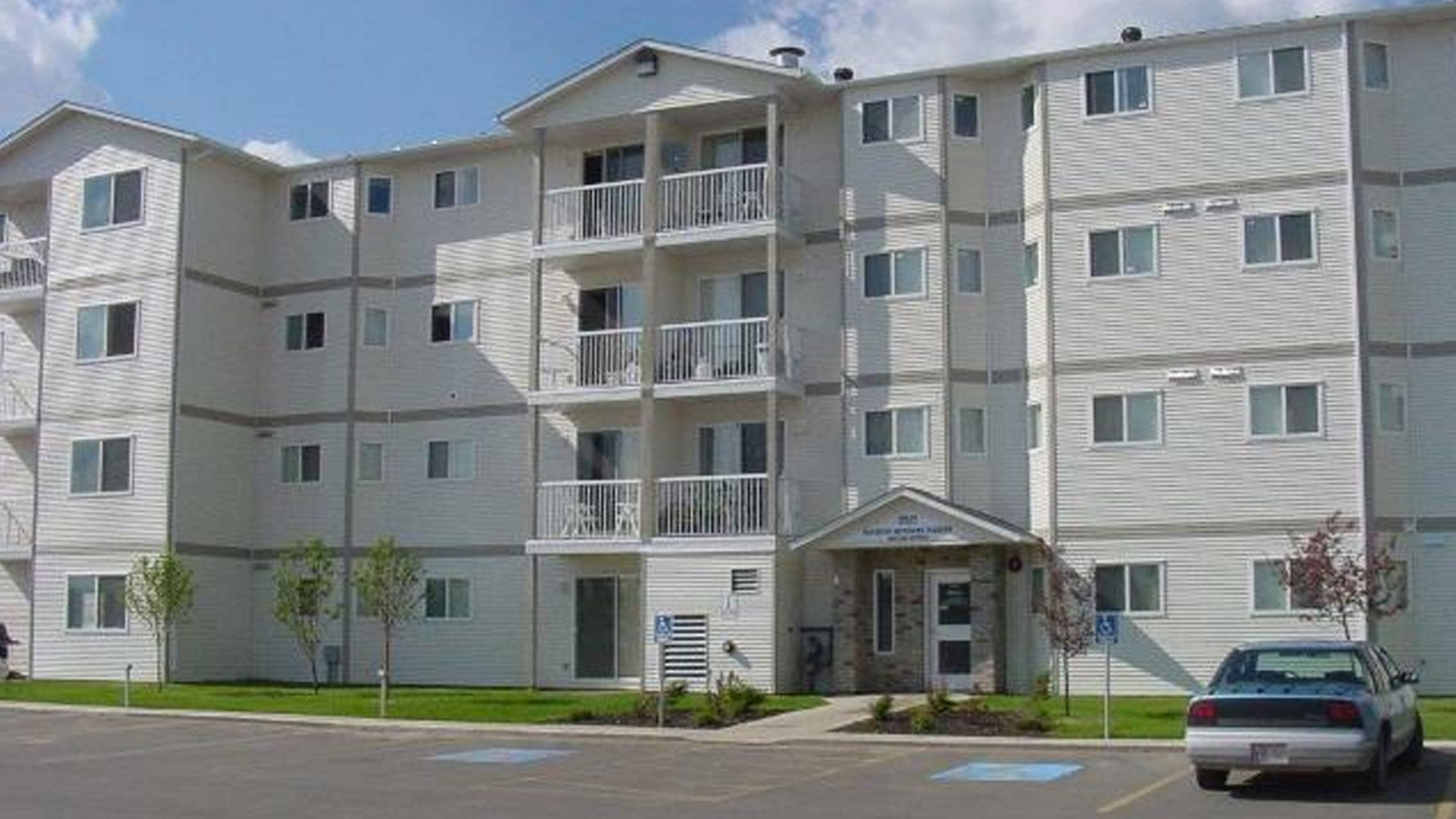 grande prairie apartments