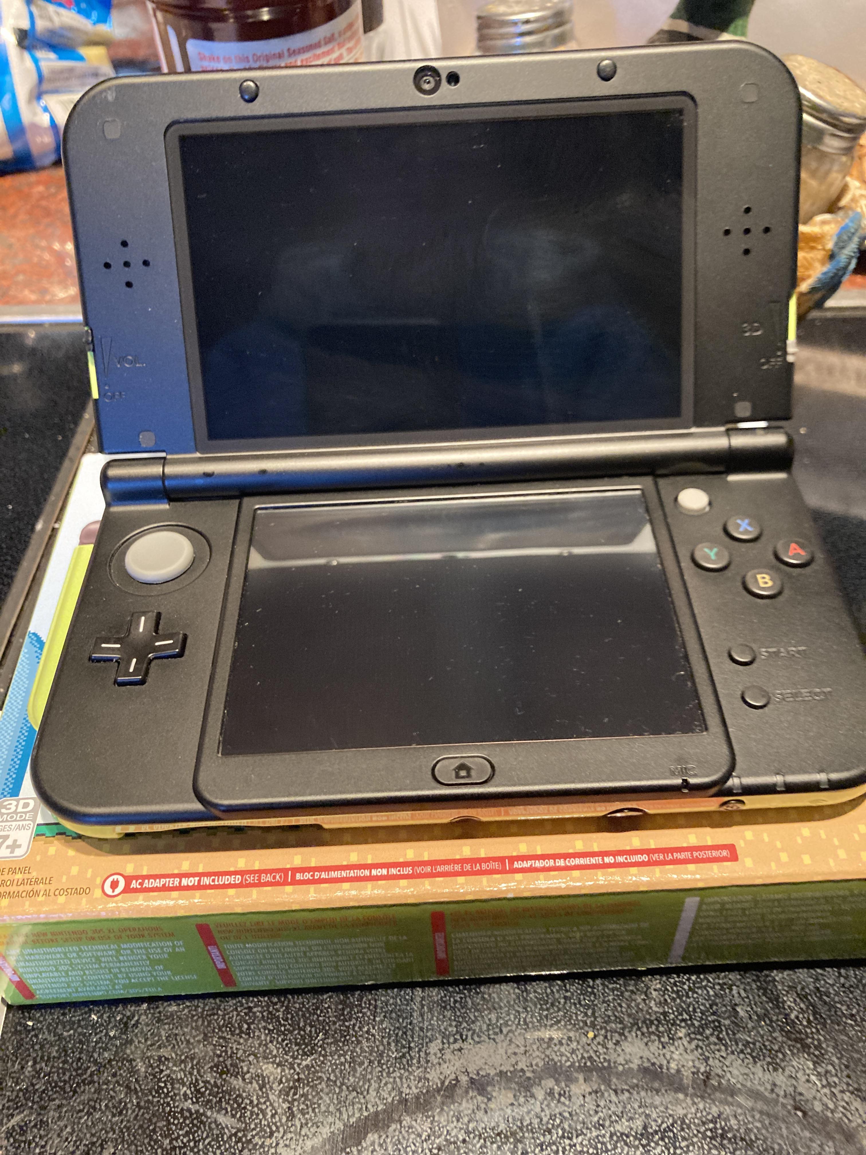 green 3ds xl