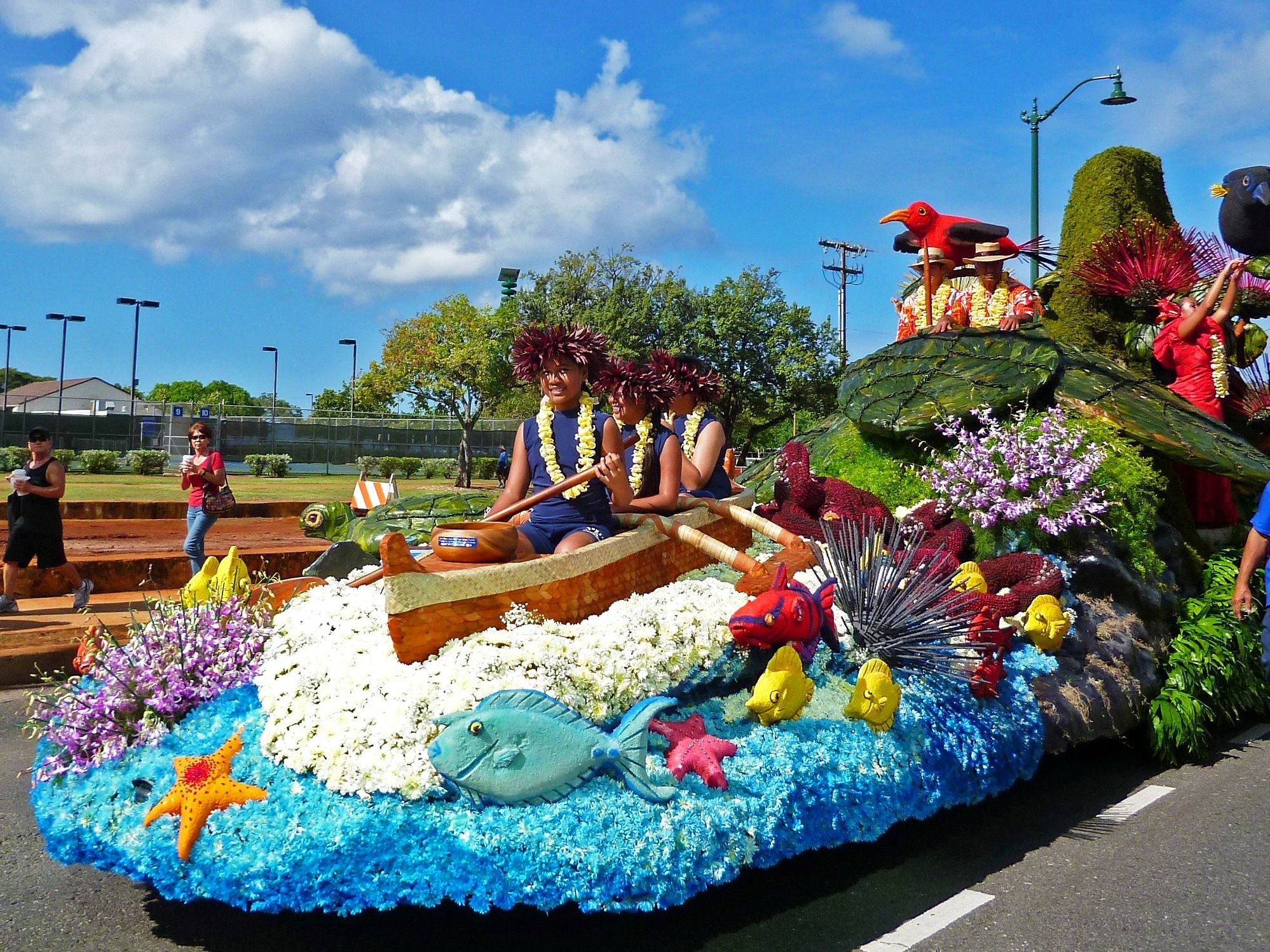 hawaiian float ideas