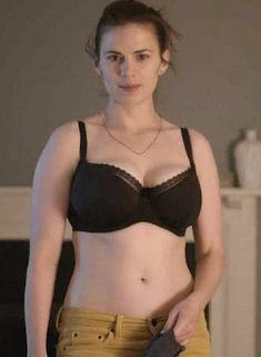 hayley atwell bra