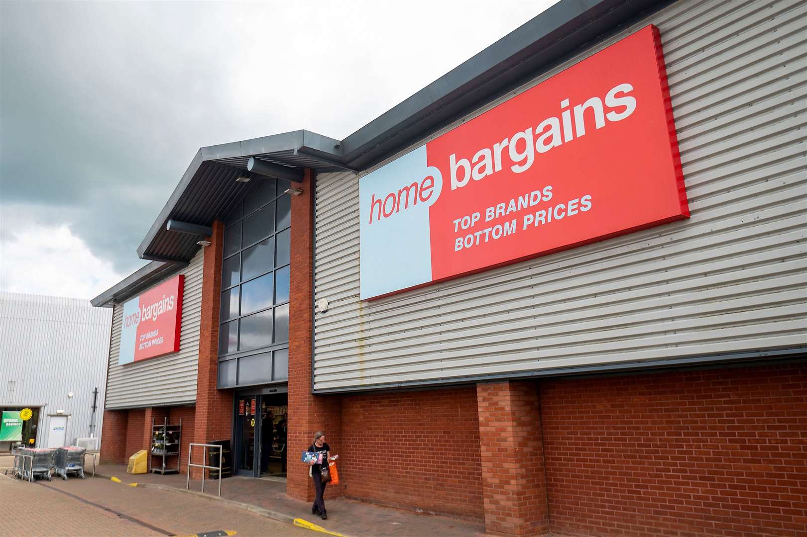 home bargains hempstead valley