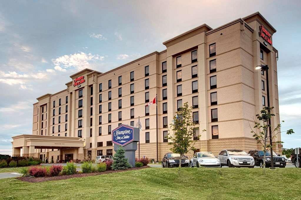 hotels in halifax dartmouth area