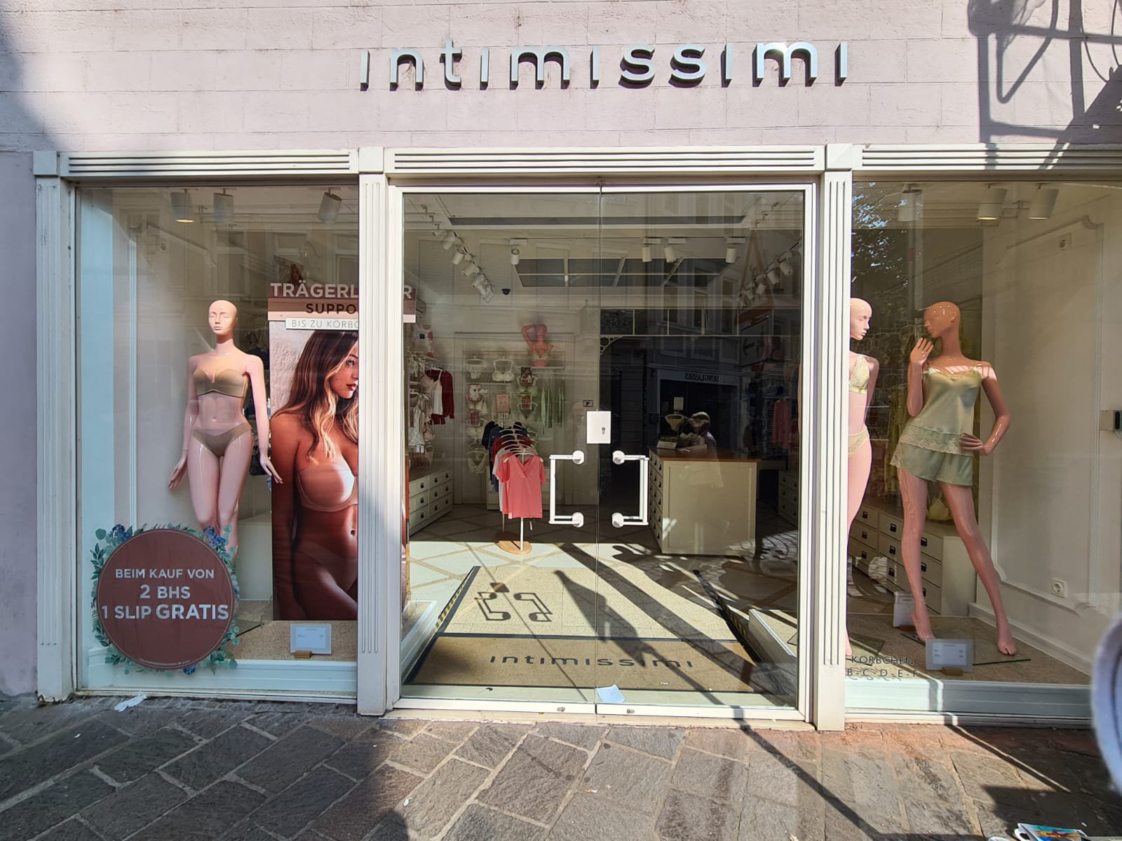 intimissimi trier