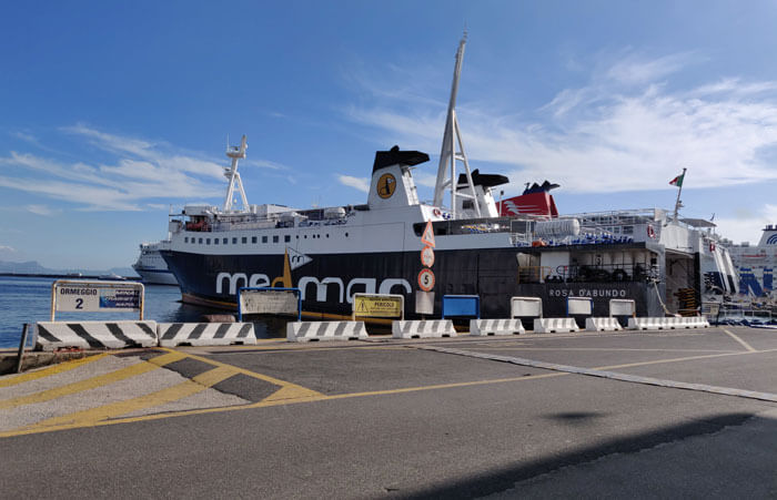 ischia to naples ferry