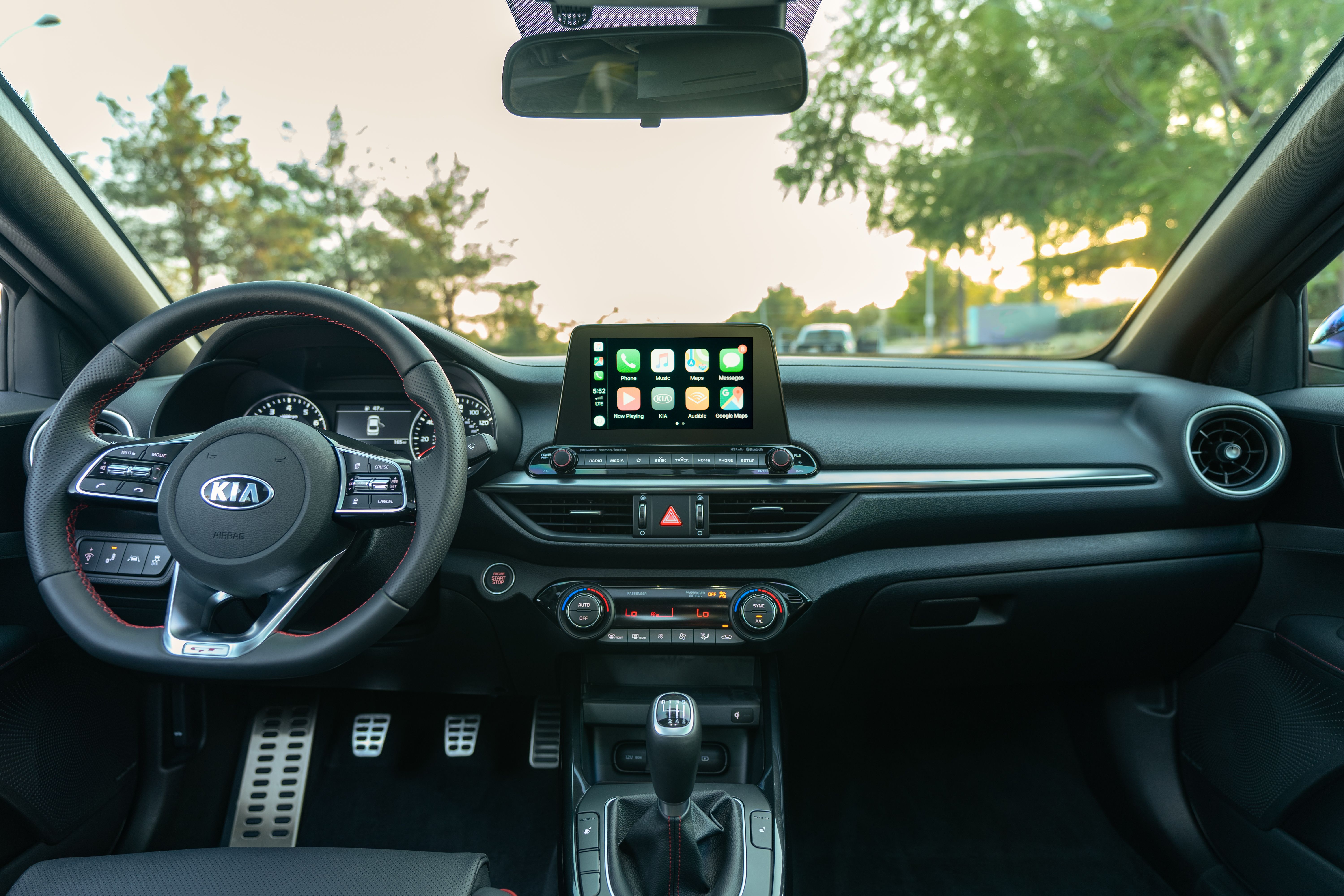 kia 2020 forte interior