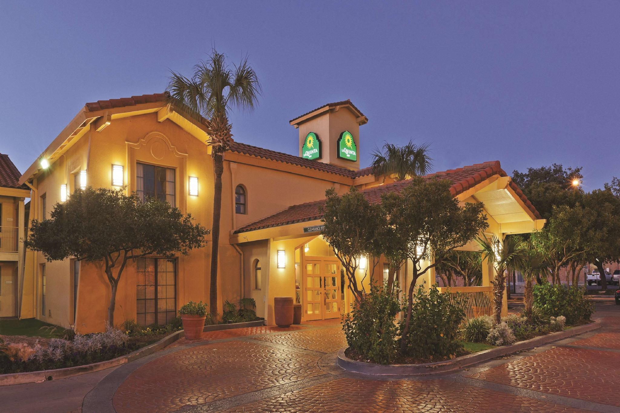 la quinta inn by wyndham san antonio market square