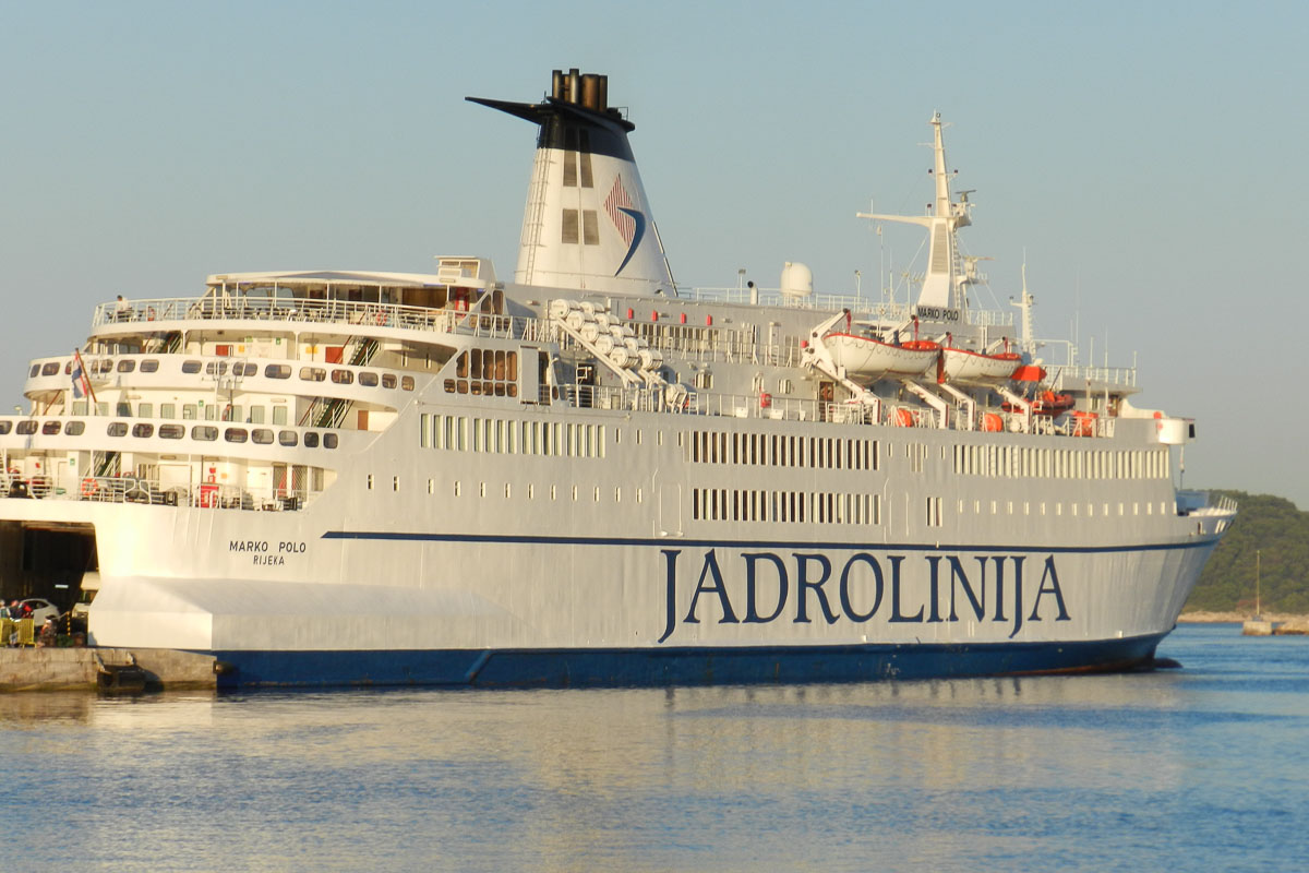 malta to sicily ferry time