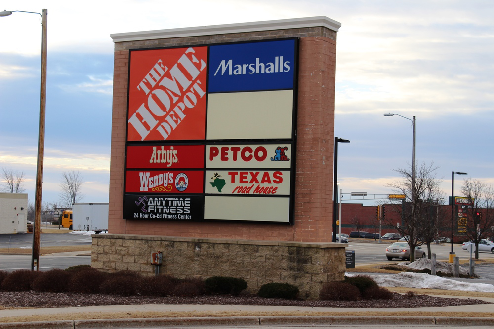 marshalls west bend hours