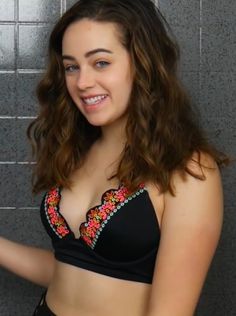 mary.mouser bikini