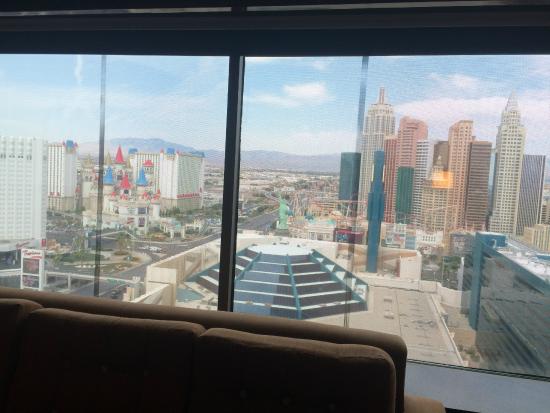 mgm grand view