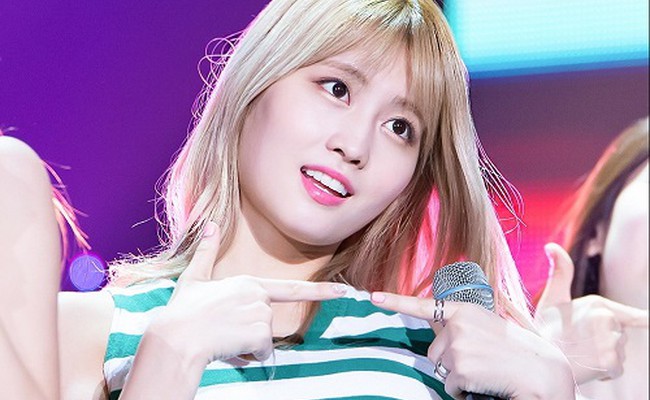 momo singer