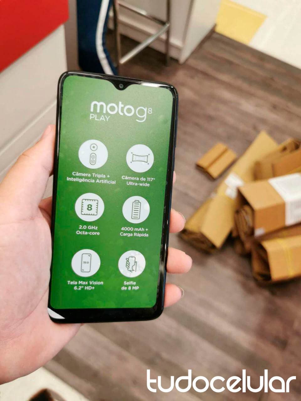 moto g8 play caja