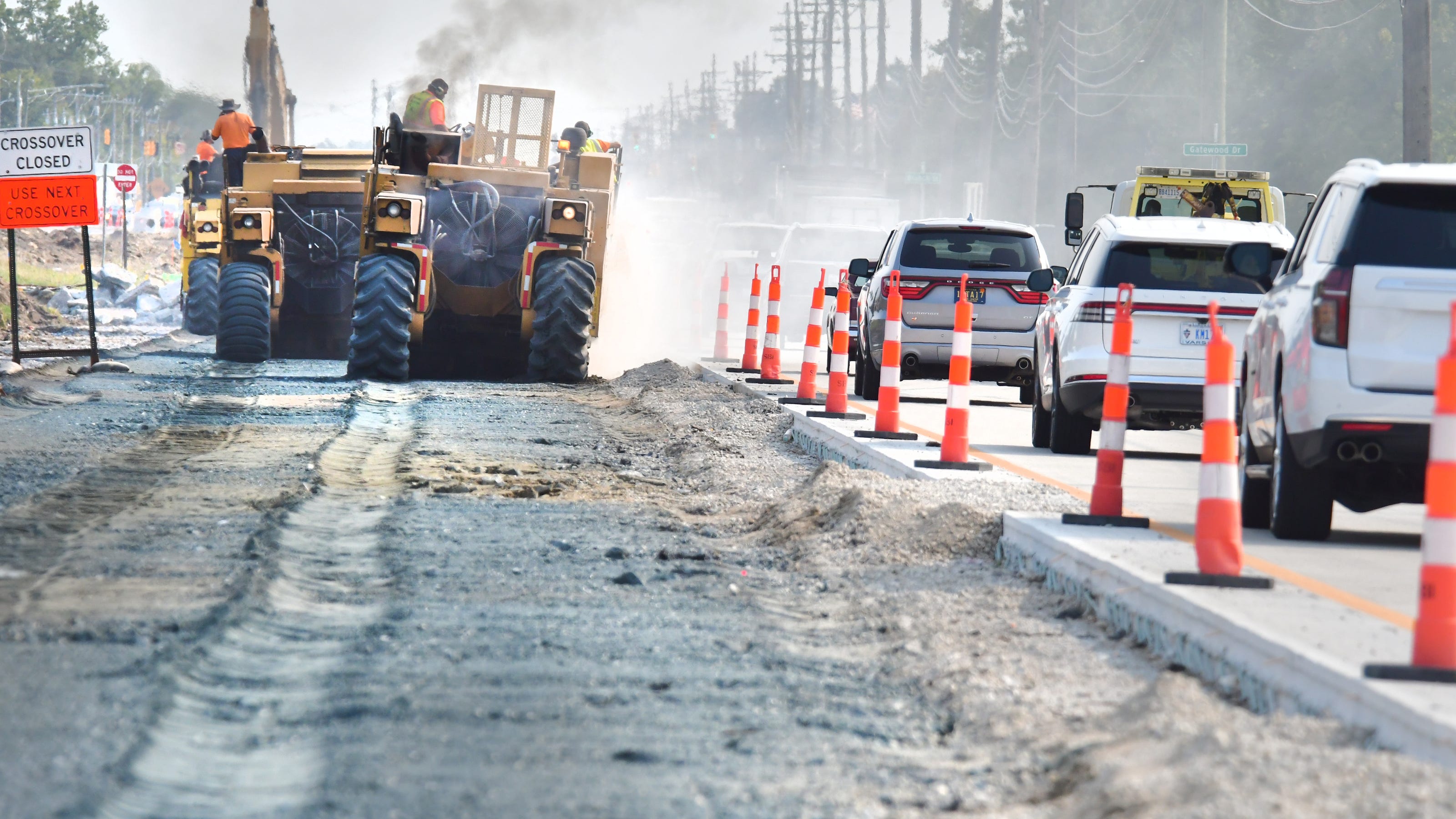 mound road closed today