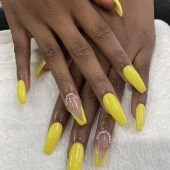 nail salon in thomaston ga