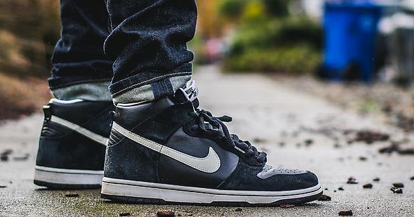 nike dunk high on feet