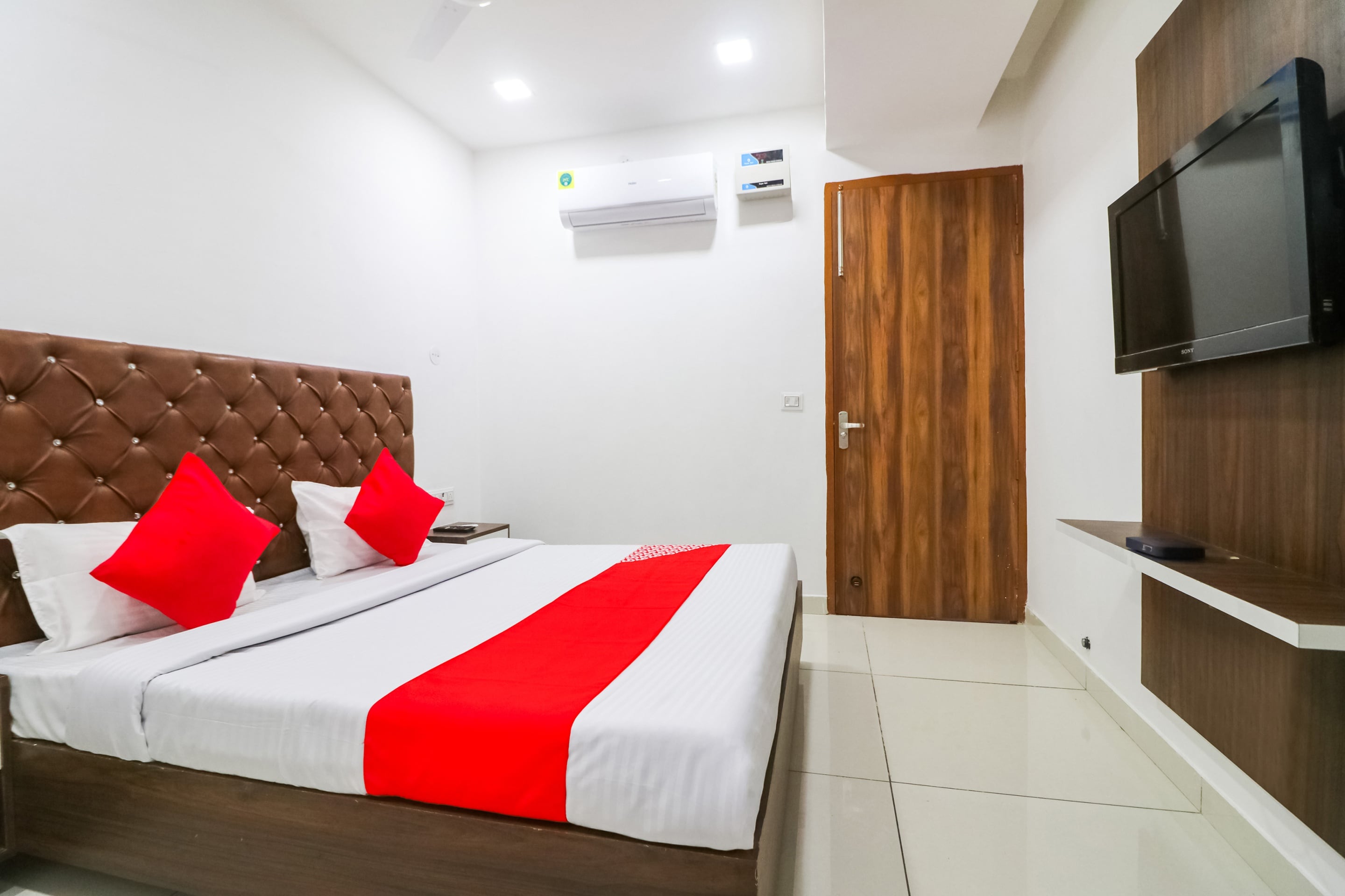 oyo rooms price