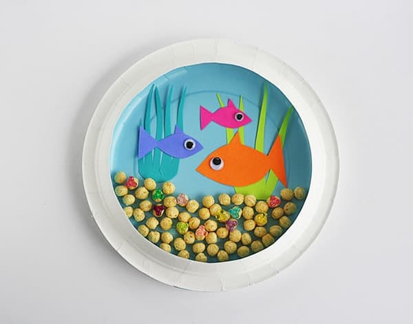 paper plate fish aquarium