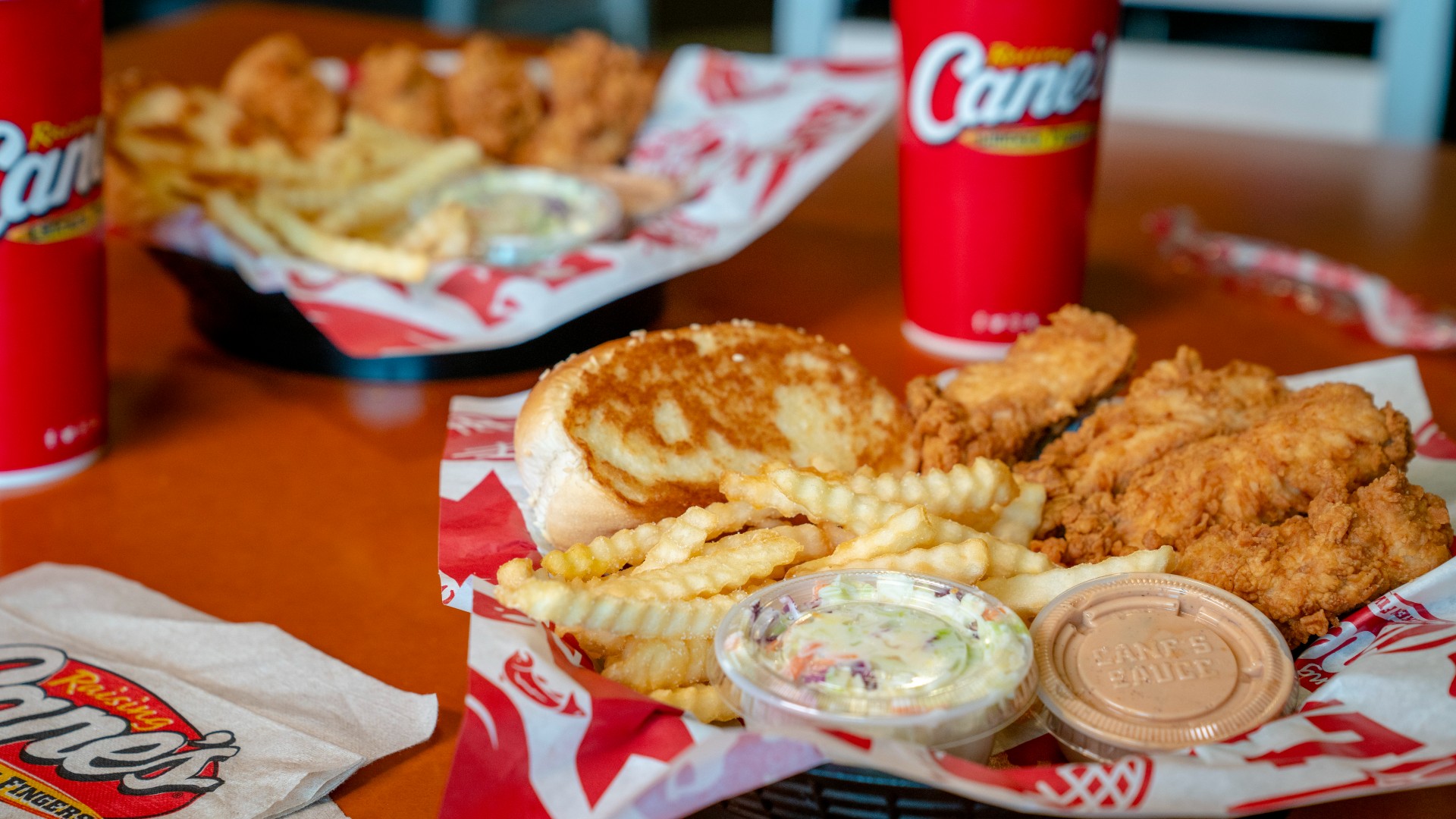 raising canes chicken fingers marlborough