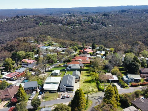 real estate wentworth falls