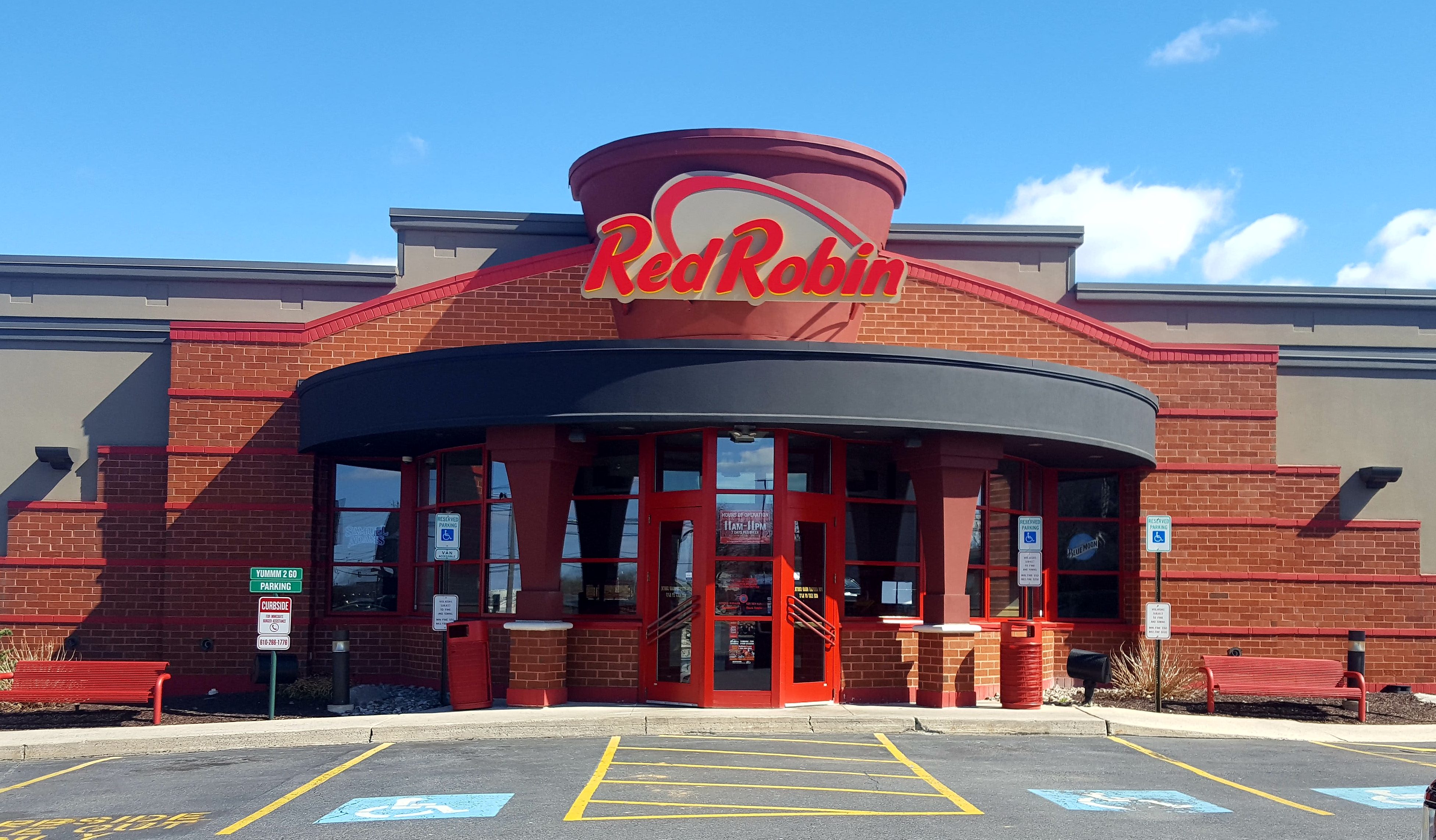 red robin restaurant near me