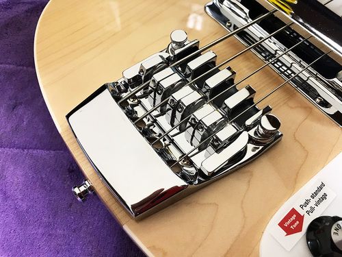 rickenbacker bass bridge