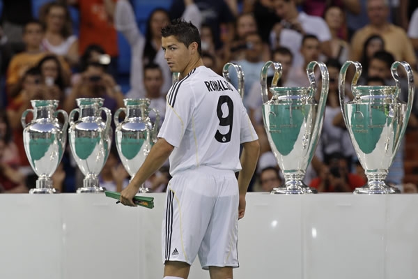 ronaldo real madrid number 9