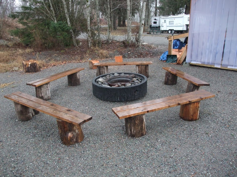 seats around fire pit