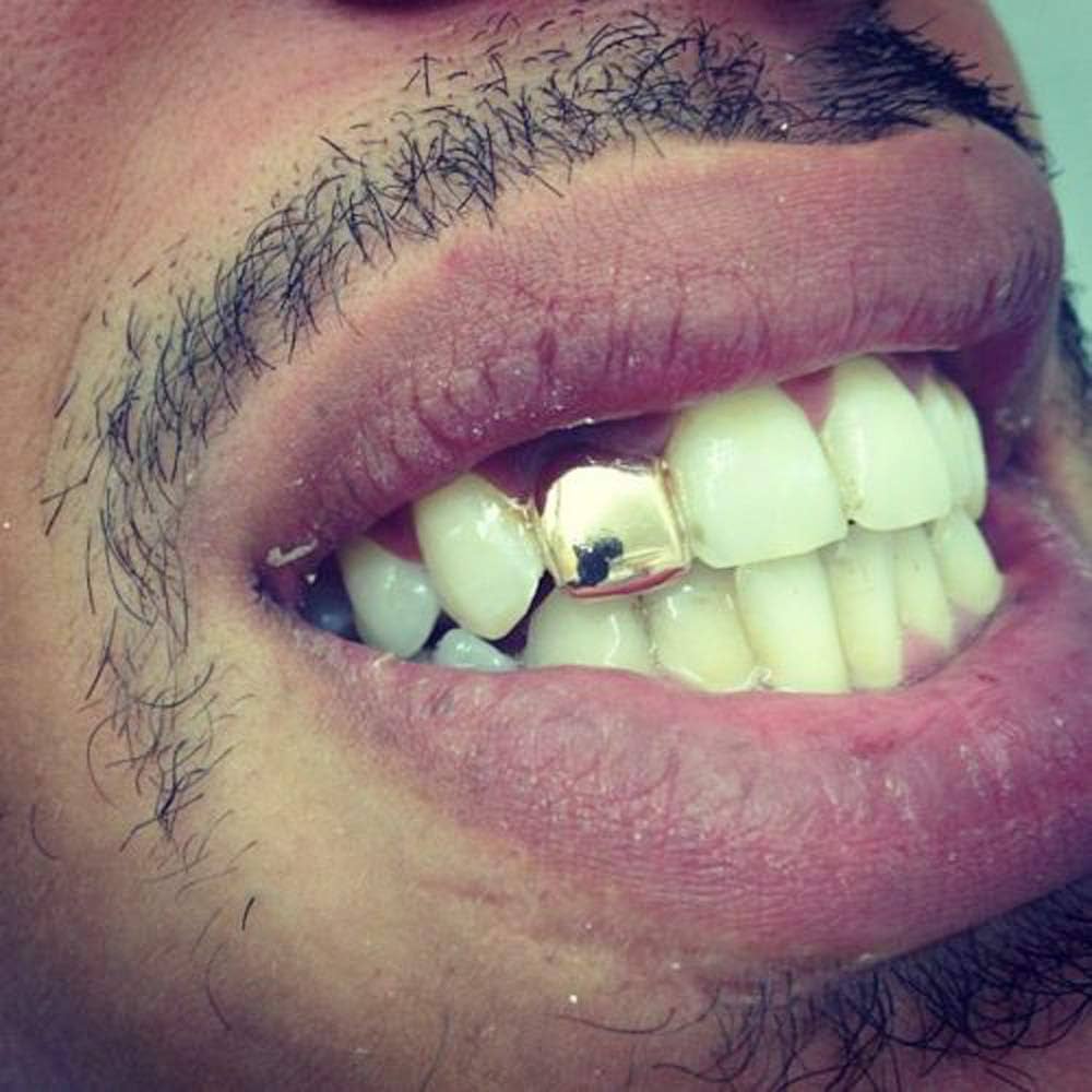 single tooth grill