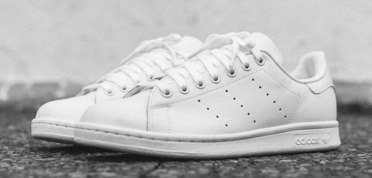 stan smith triple white