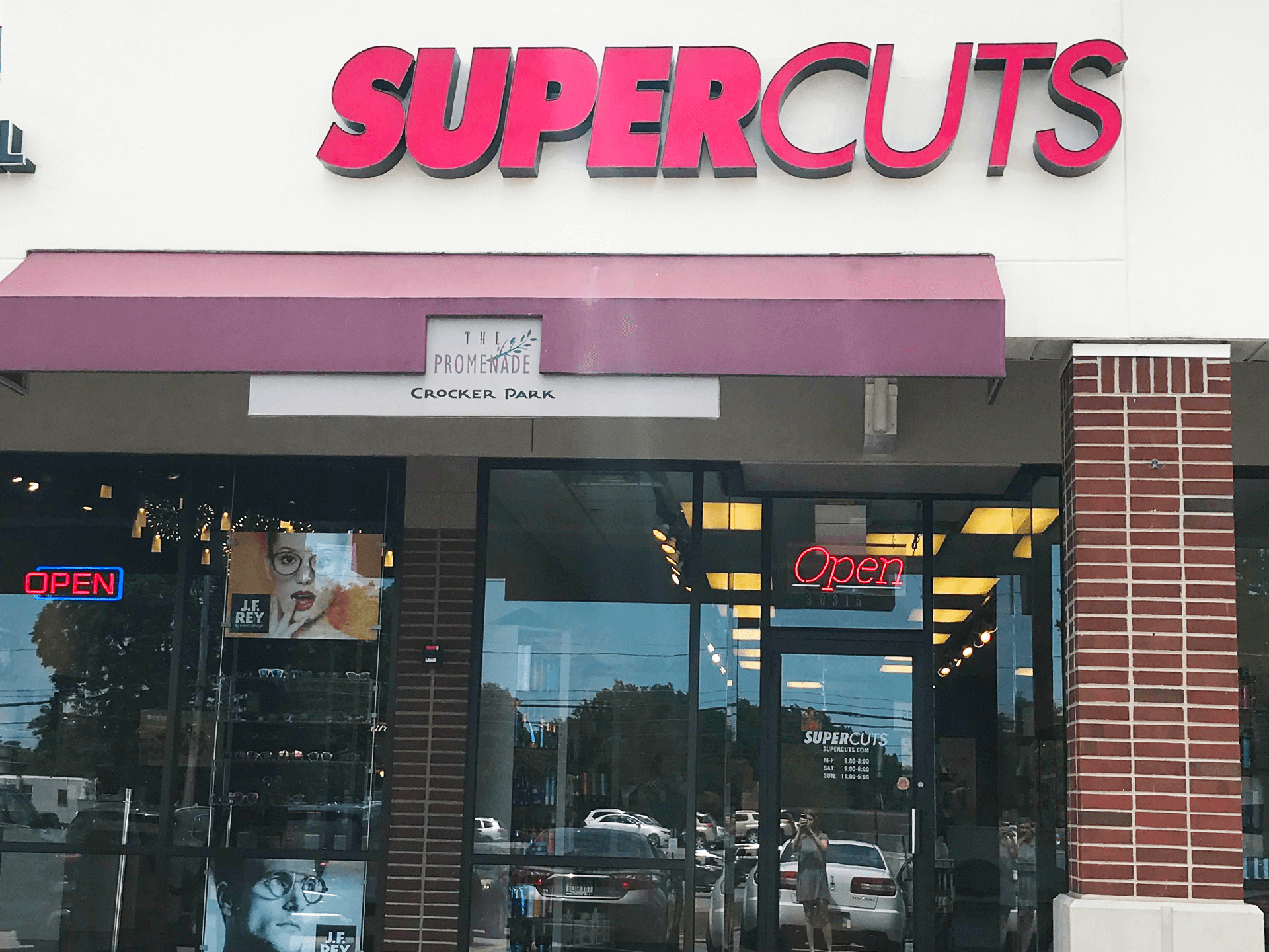 supercuts near me open now