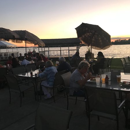 tonawanda waterfront restaurants