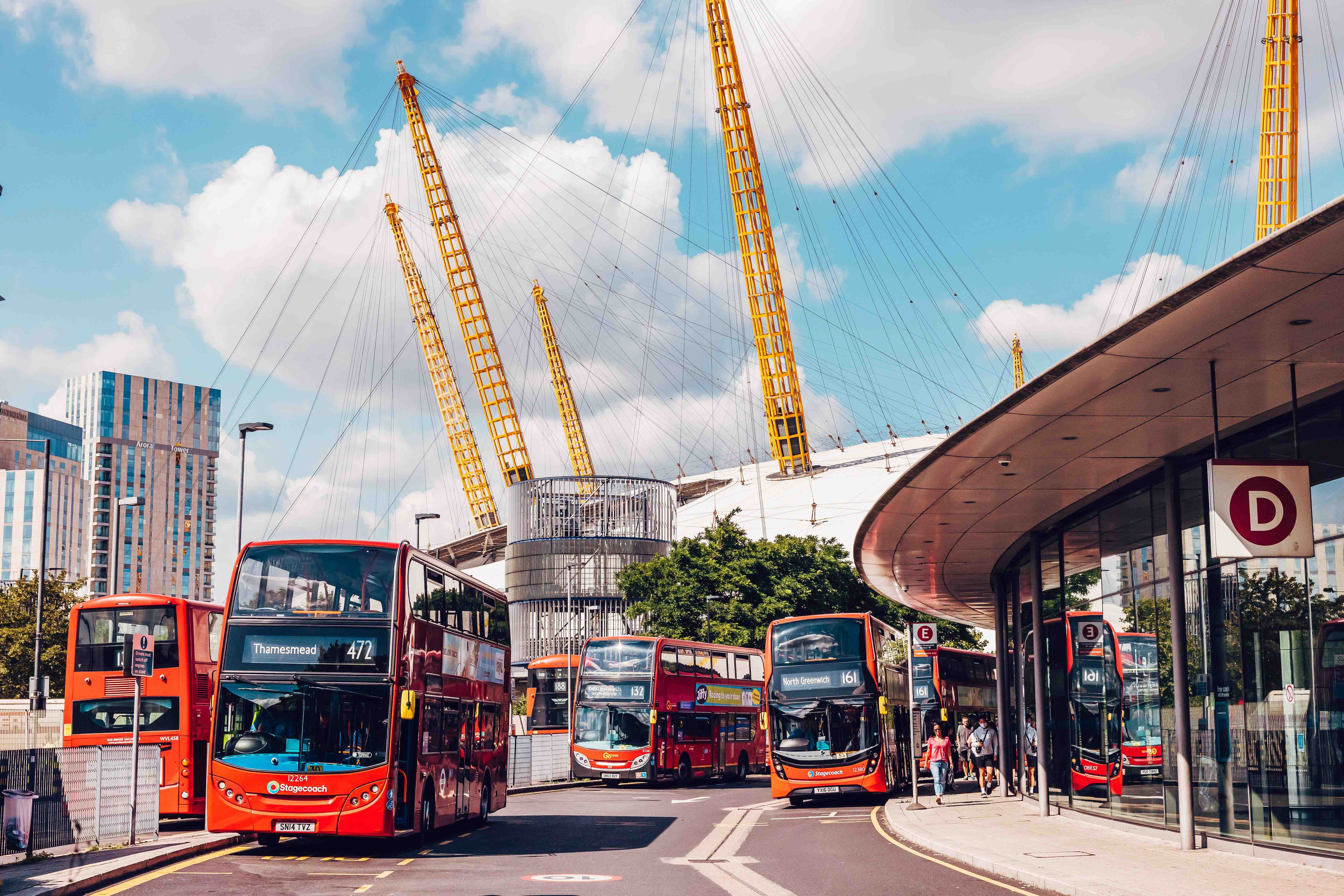 trains to the o2 london