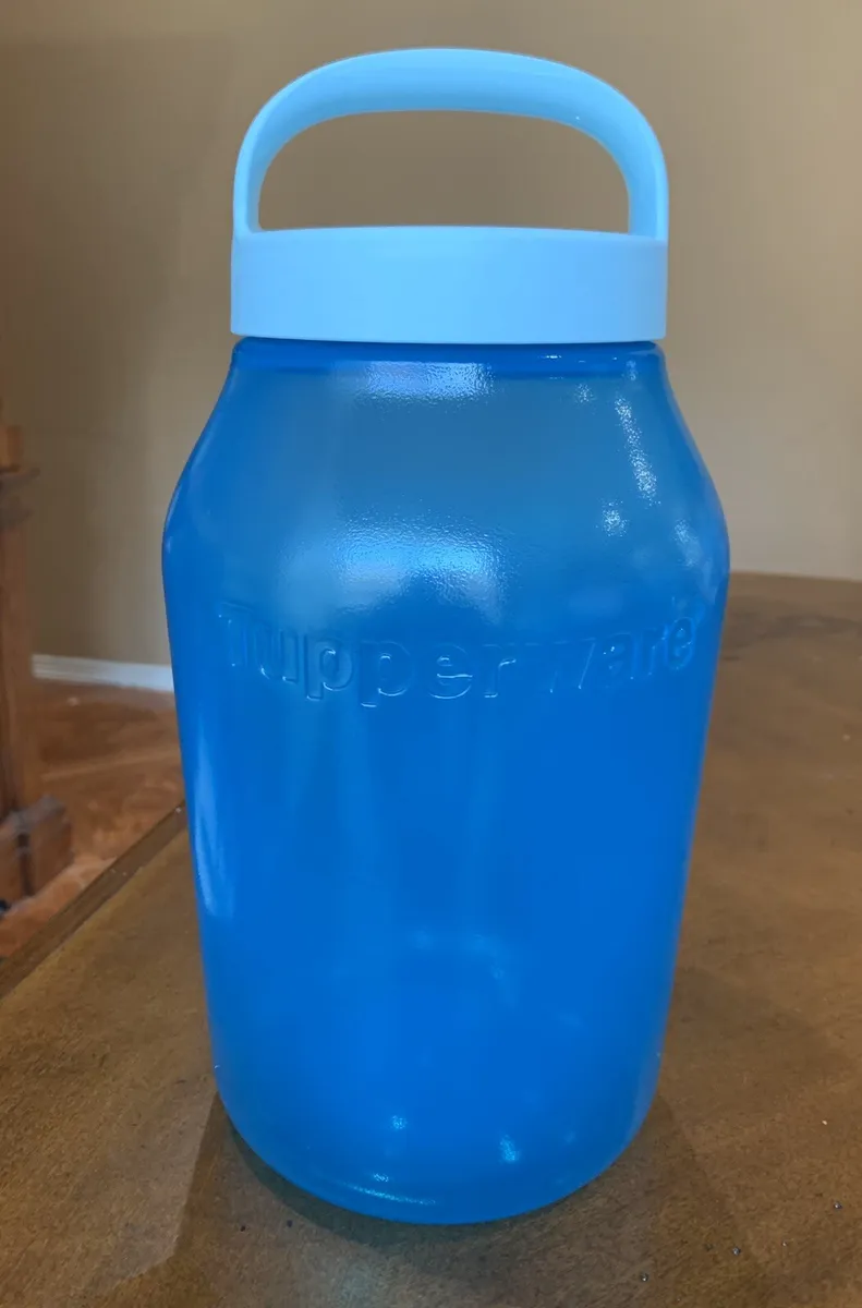 universal jar tupperware