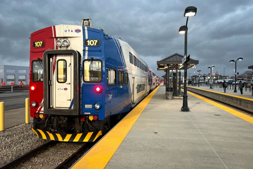 uta frontrunner train schedule