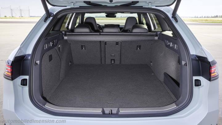 vw passat trunk space