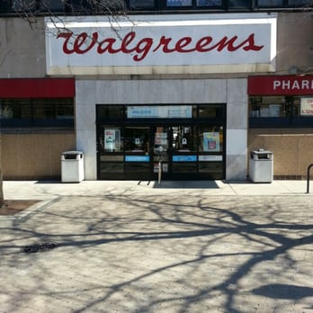 walgreens on western and lawrence