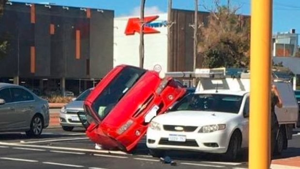 wanneroo road accident today