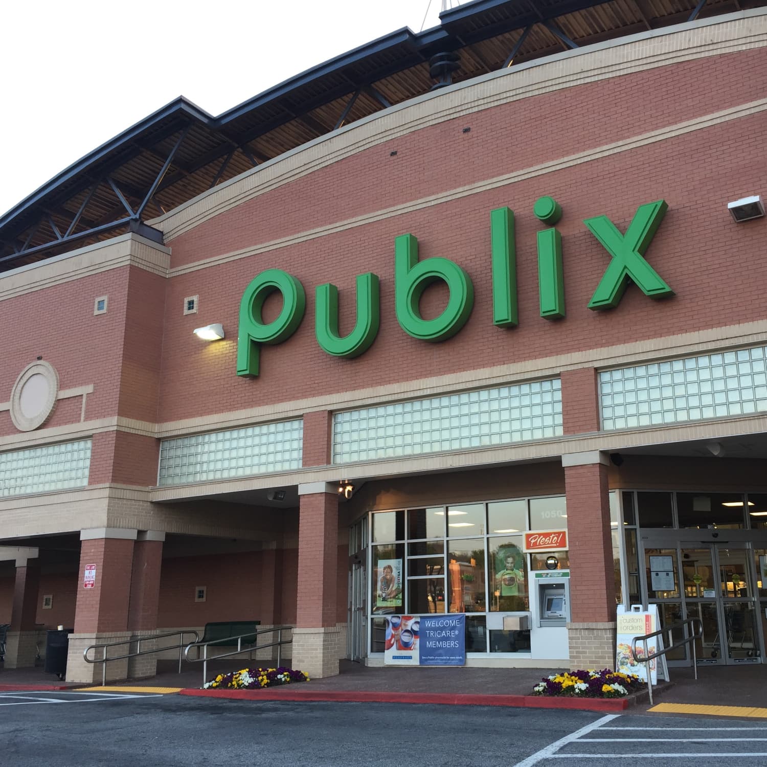 where is a publix near me